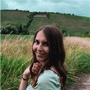 Nachhilfelehrerin für das Fach Englisch